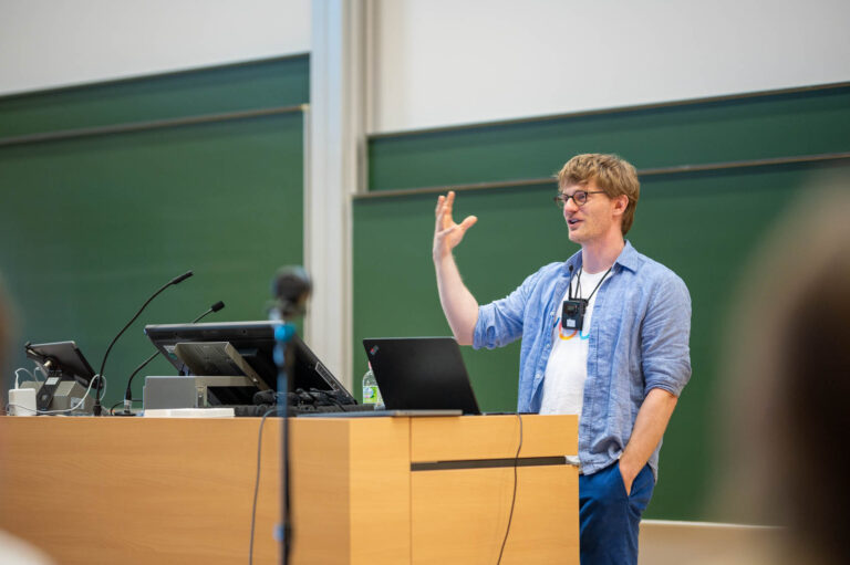 20230511_TUD_RSocher_034